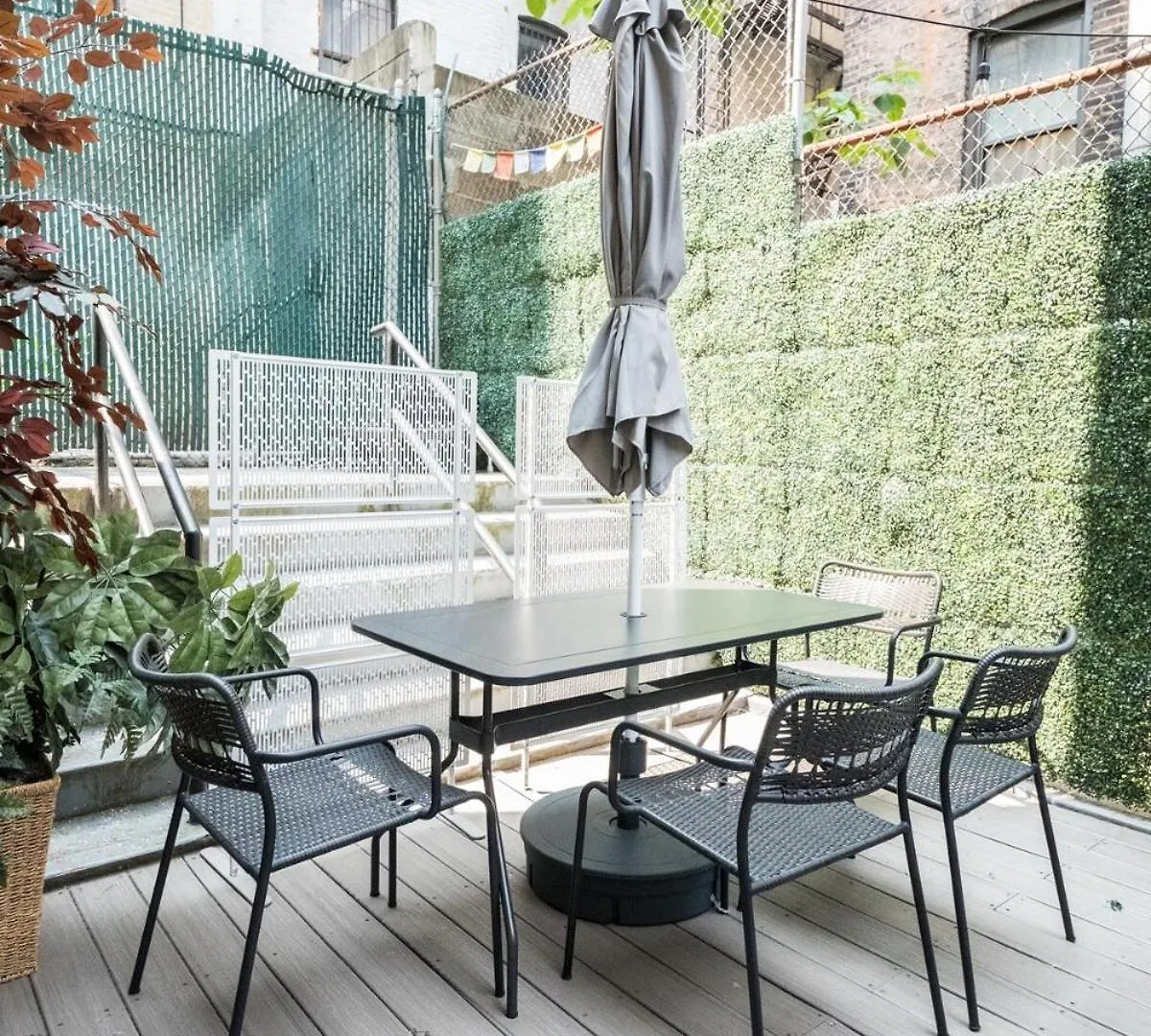 Spacious 4Br 2Ba Apt With Private Outdoor Space Uws New York 0*,
